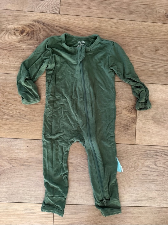 purcomfy Other - Unisex Green Zip-Front Kids Footie Pajamas